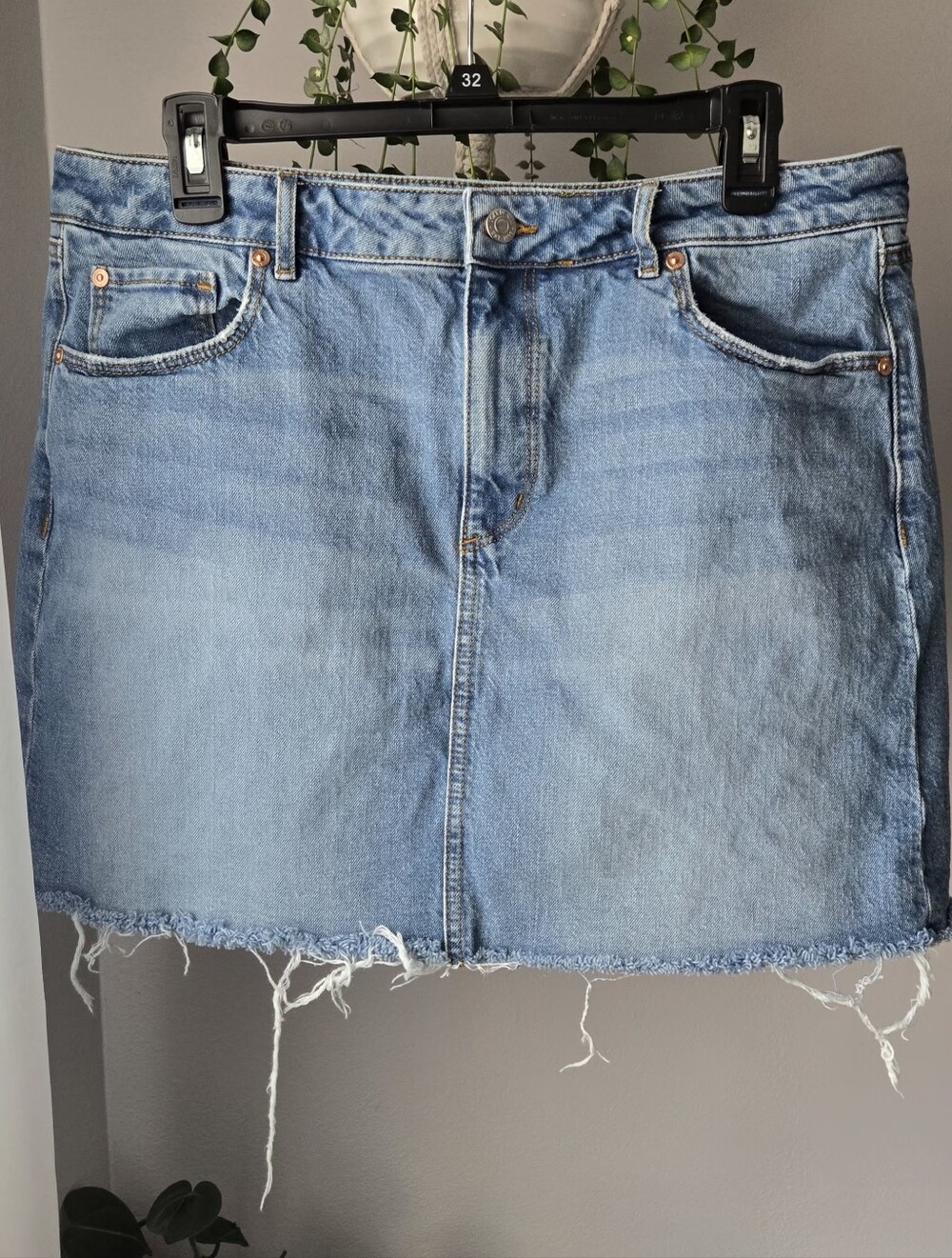LOFT Blue Jean Mini Skirt Size 12 Raw Cutoff Hem Casual Summer Festival